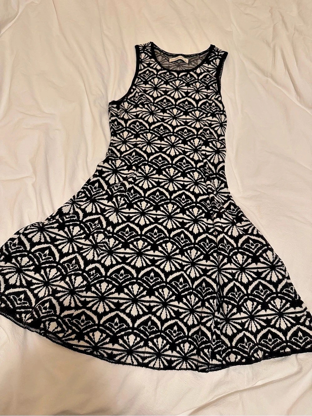 Abercrombie & Fitch Black and White Geometric Mini Dress Small
